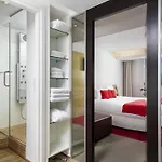 Novotel Centre Hotel