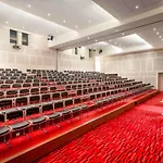 Novotel Centre Hotel 4*