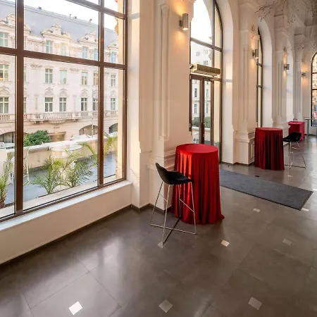 Novotel Centre 4*