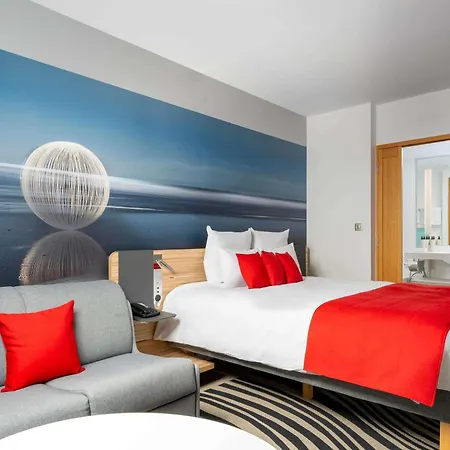 Novotel Centre Hotel