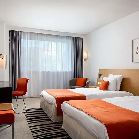 Novotel Centre 4* Boekarest