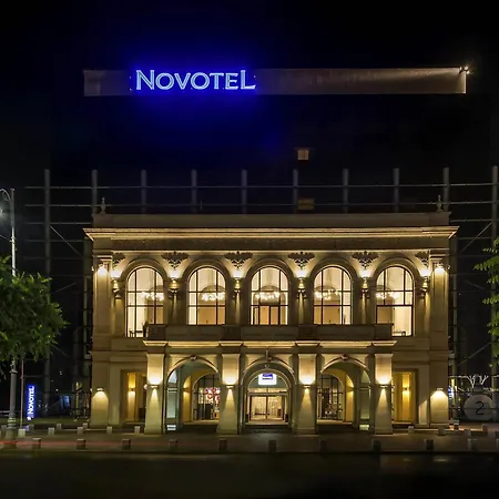 Novotel Centre Hotel