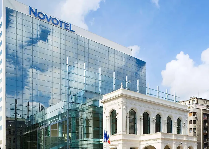 Ξενοδοχείο Novotel Centre 4*