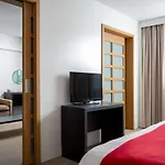 Novotel Centre Hotel 4*