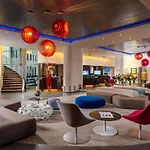 Novotel Centre Hotel