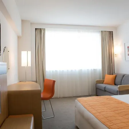 호텔 노보텔 시티 센터 부쿠레슈티