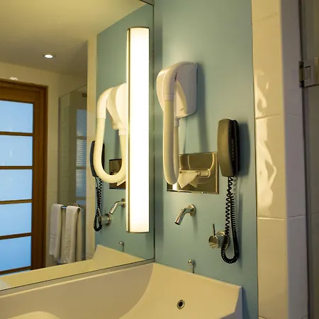 호텔 노보텔 시티 센터 부쿠레슈티