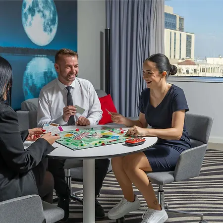 노보텔 시티 센터 4* 부쿠레슈티