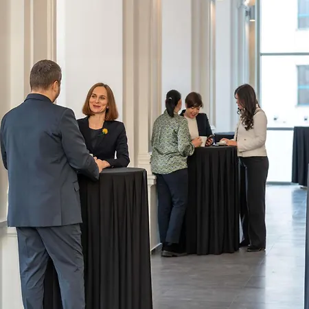 호텔 노보텔 시티 센터 4*