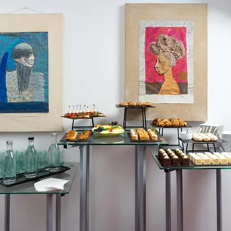 노보텔 시티 센터 호텔 4*