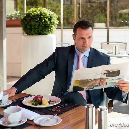 노보텔 시티 센터 부쿠레슈티